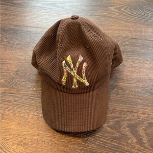 New York Yankees corduroy baseball cap